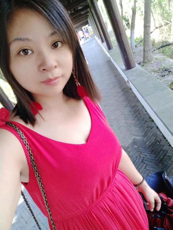 江苏南通崇川区新开二店余国娟