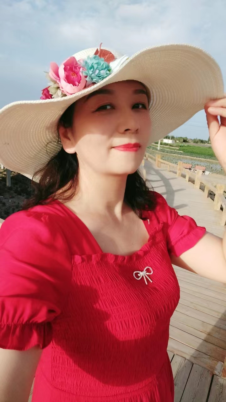 甘肃酒泉肃州区惠泽园店杨贤丽