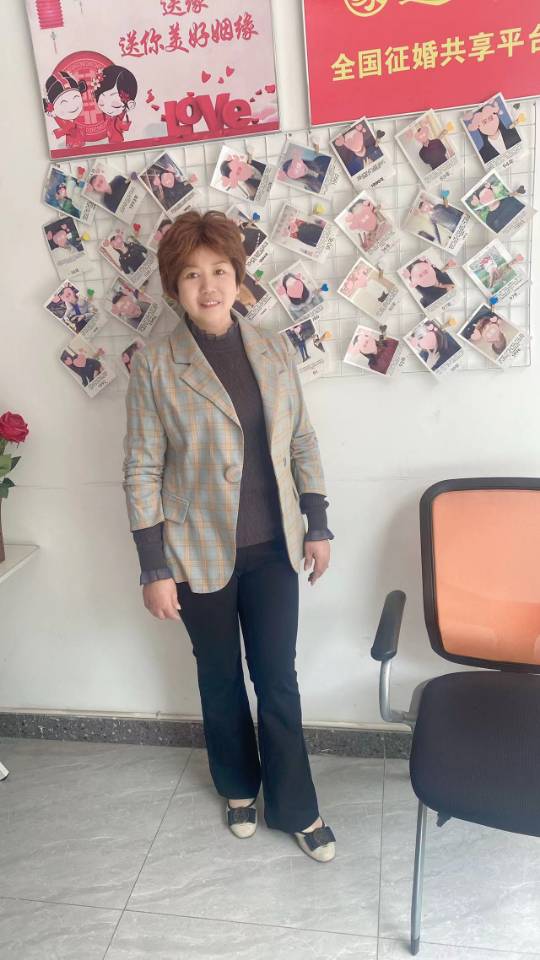 江苏南通崇川区公园佳苑二店张萍