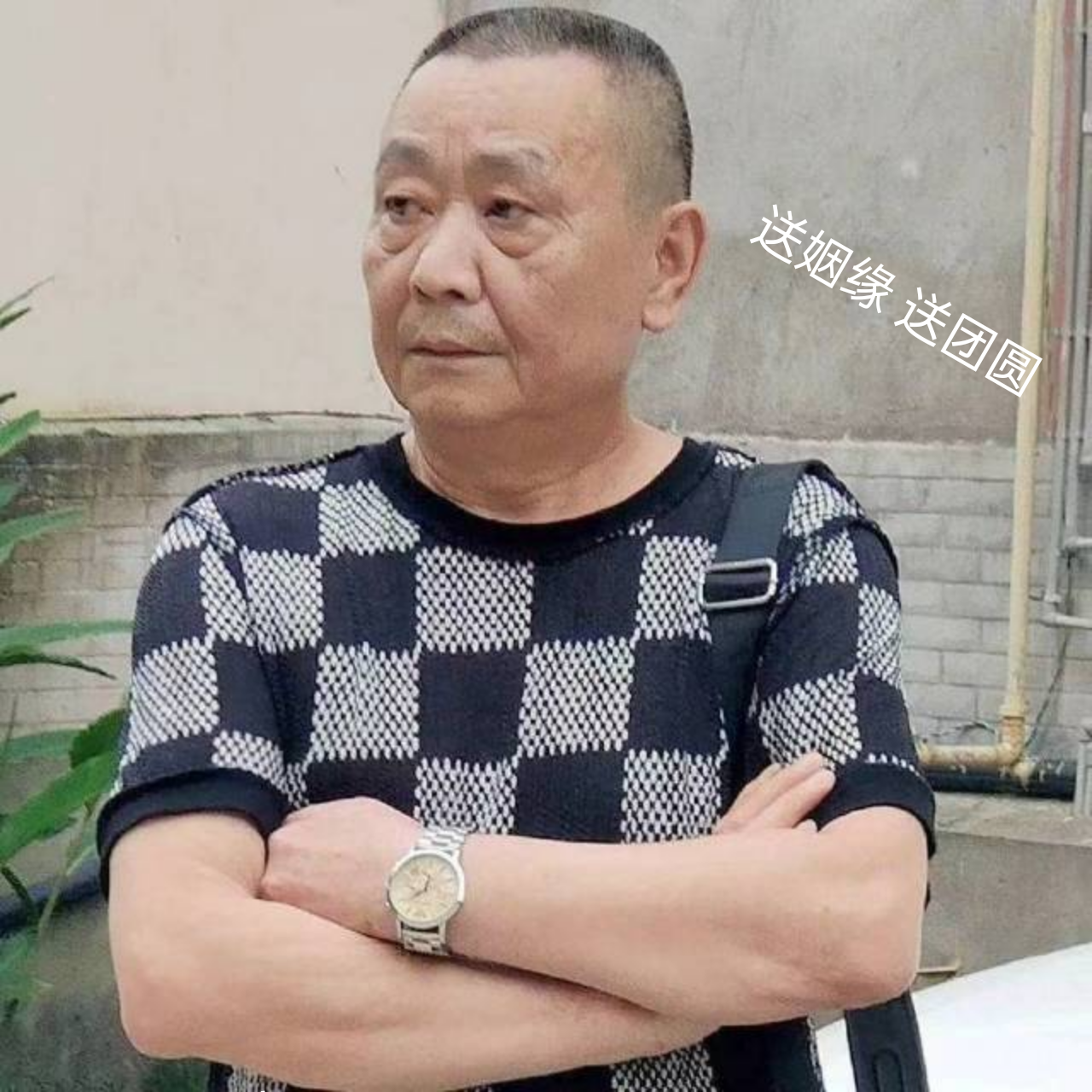李某