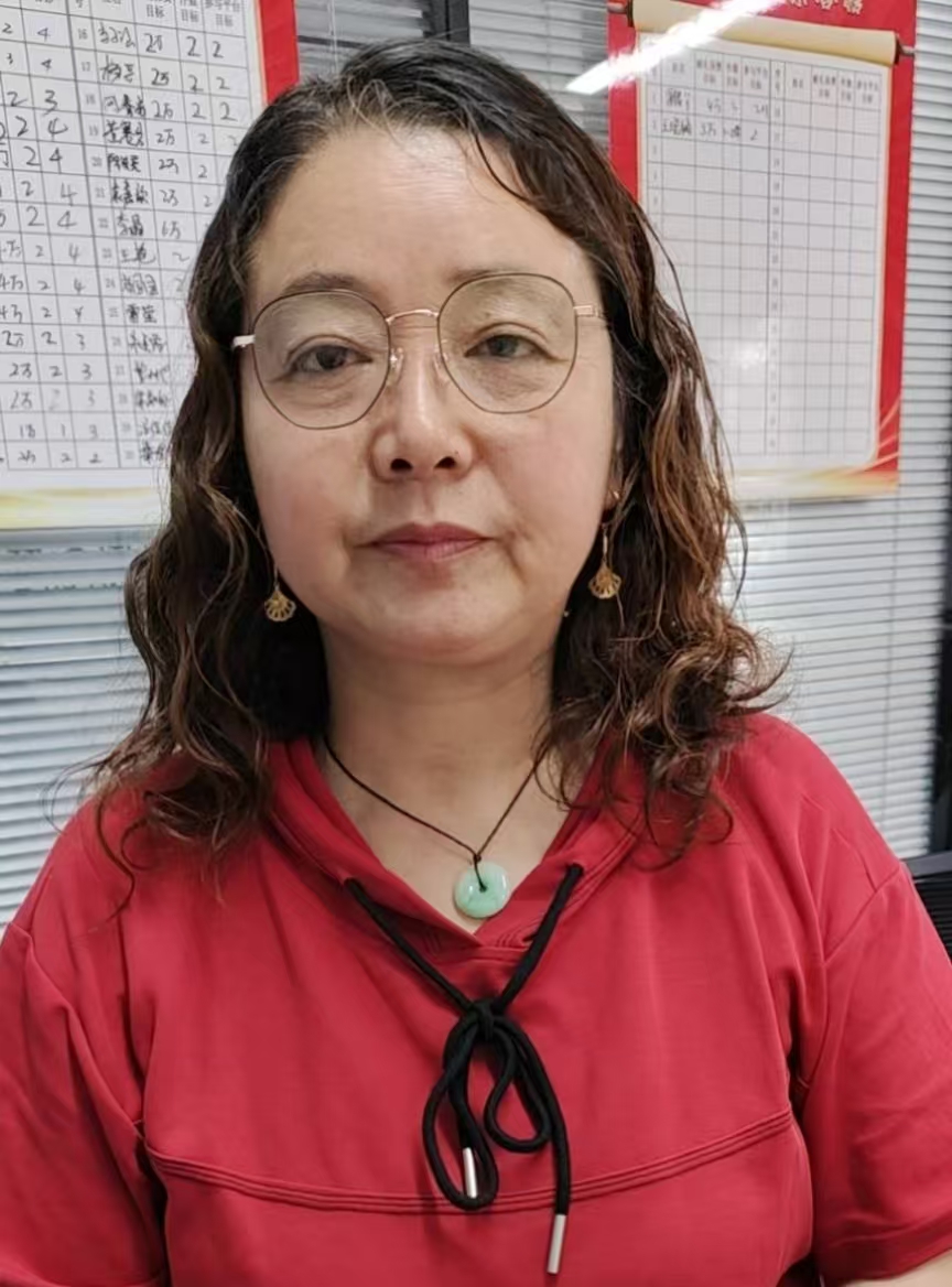 江苏南通崇川城港花苑工作室朱玉林